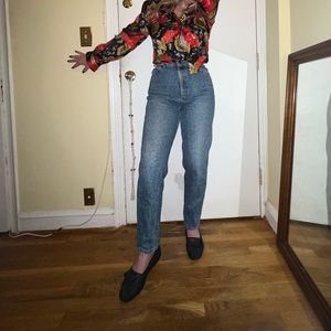 Vintage Lee jeans in great condition